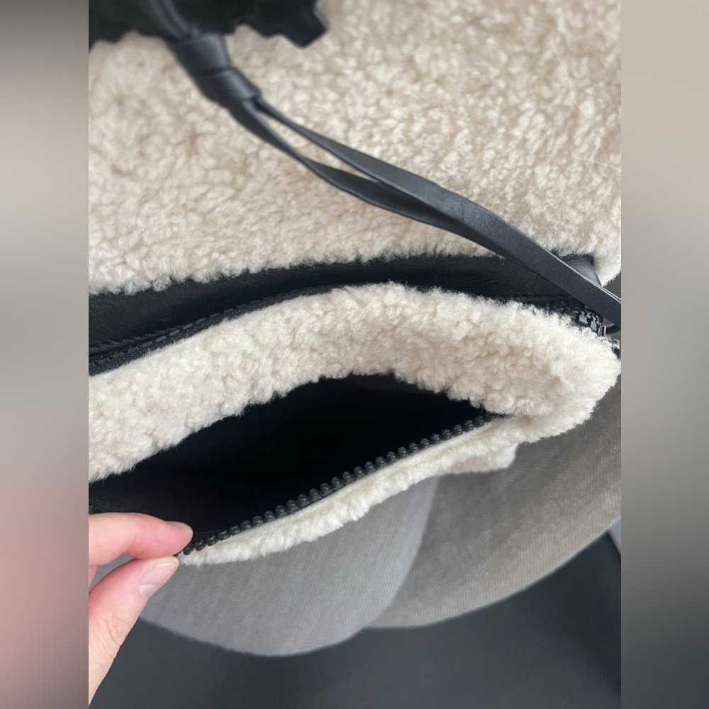 NWOT Coach Shearling Backpack ๐ - Picture 4 of 10